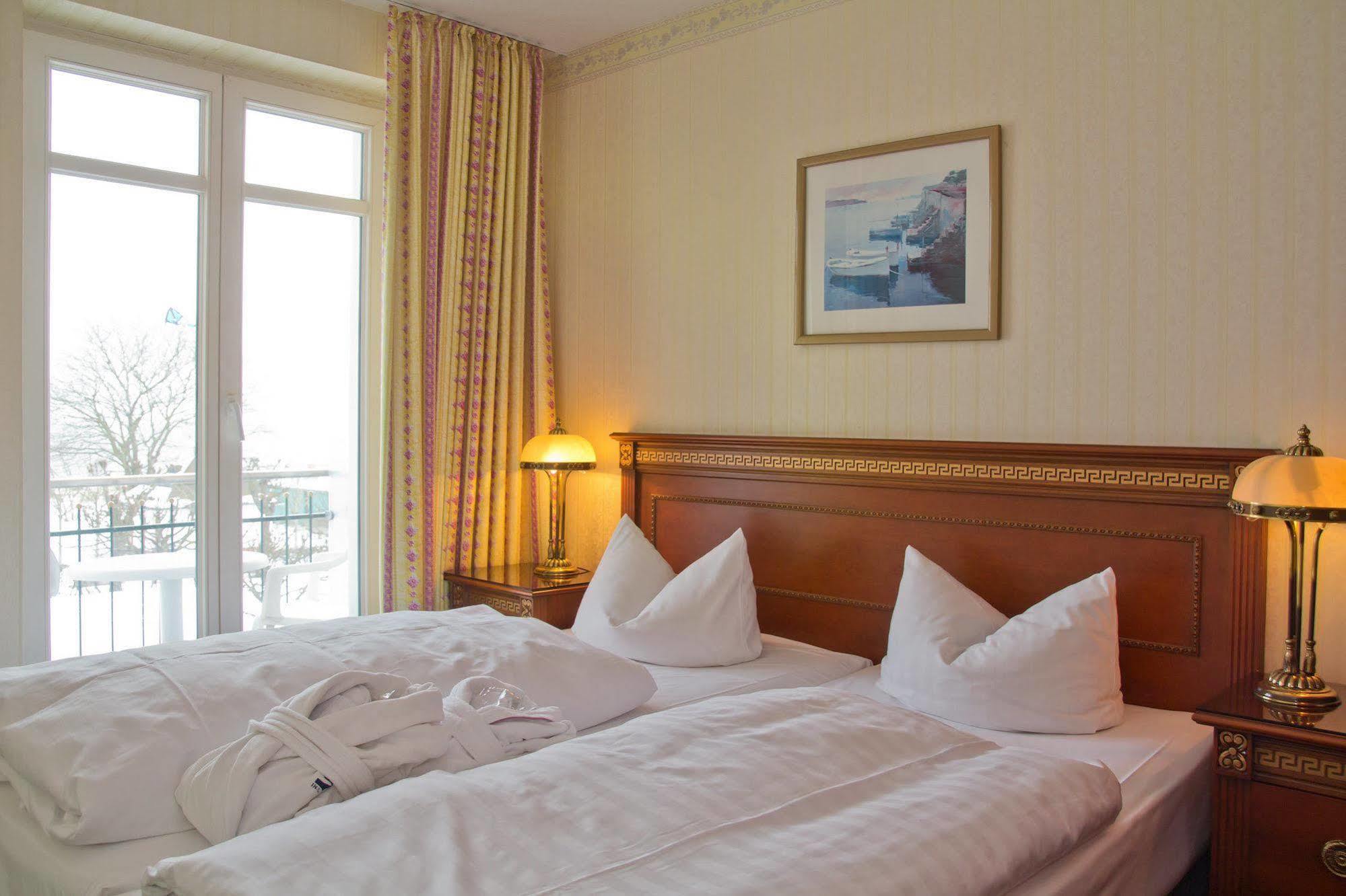 Seetelhotel Ostseehotel Ahlbeck Ahlbeck  Экстерьер фото